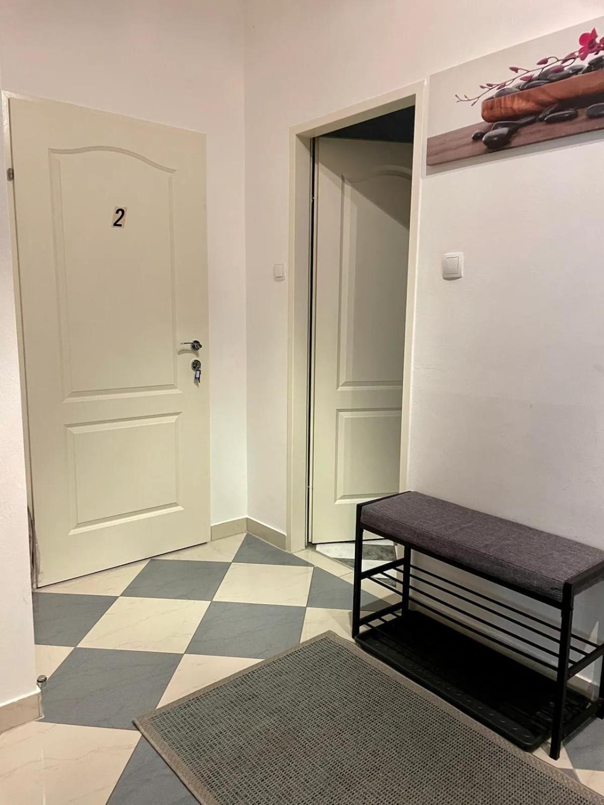Gemutliche Wohnung Mit Super Lage Wenen Buitenkant foto